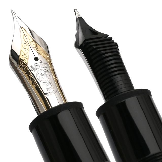 MONTBLANC（モンブラン） 万年筆 名入れ マイスターシュテュック