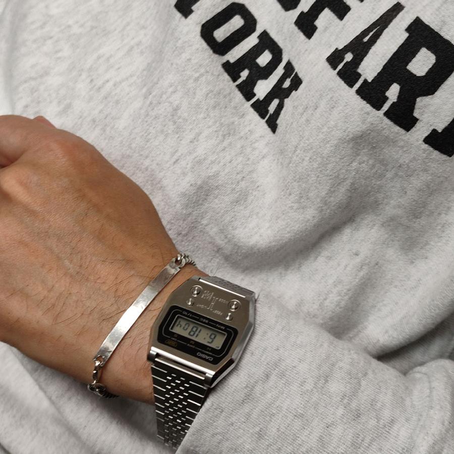 スタンダード（CASIO） CASIO “STANDARD PREMIUM” A1100D-1JF SILVER