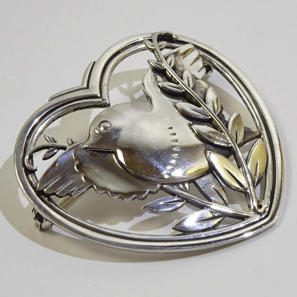 Georg Jensen（ジョージ ジェンセン） ブローチ239 鳩(ハート