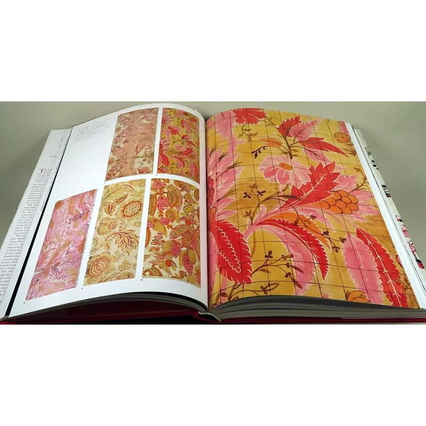 デザイン洋書18世紀のシルクデザイン：ロンドンヴィクトリア