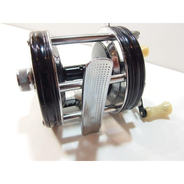 アブ アンバサダー 5000C 黒 ABU Ambassadeur 右巻き ベイトリール