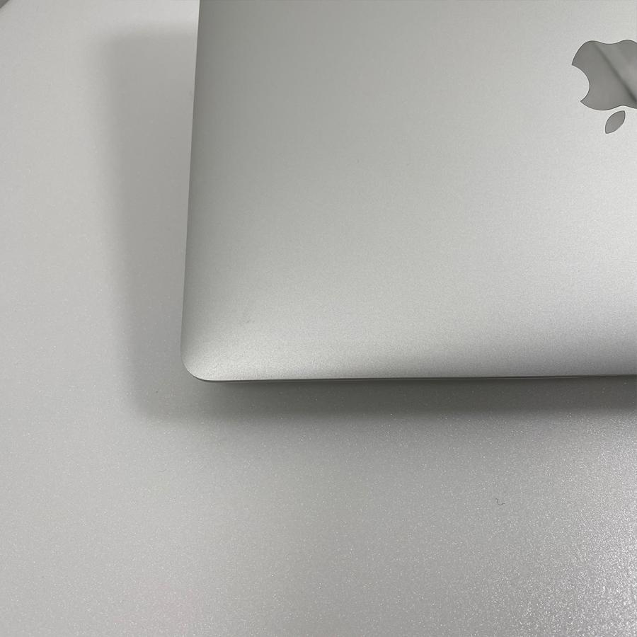 MacBook Air 13インチ 2019 Retina Cランク シルバー 128GB メモリ