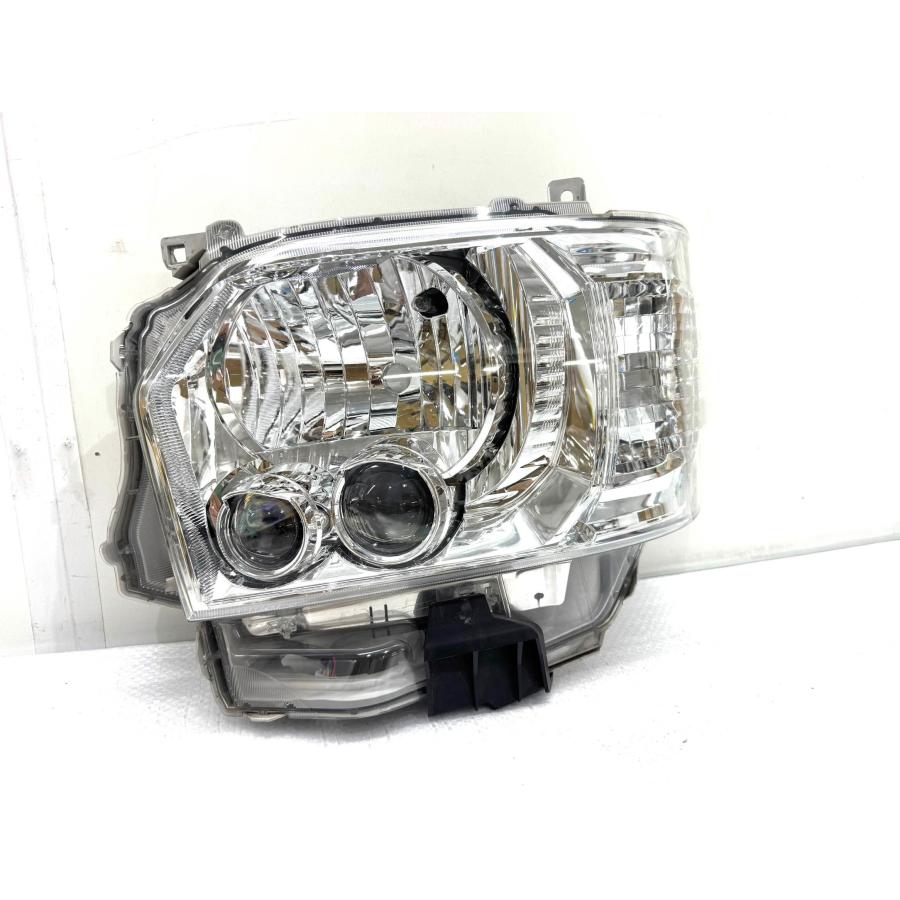 トヨタ ハイエース 200系 4/5/6/7型 純正 左 LED ヘッドライト KOITO26