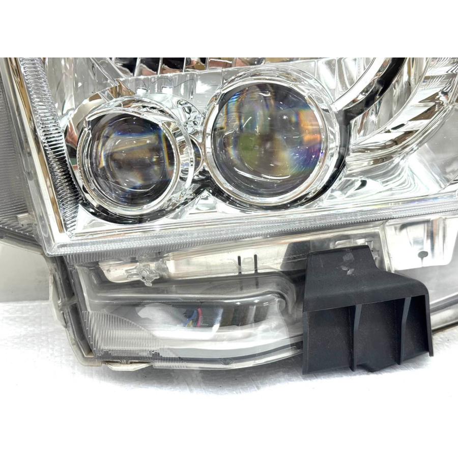 トヨタ ハイエース 200系 4/5/6/7型 純正 左 LED ヘッドライト KOITO26