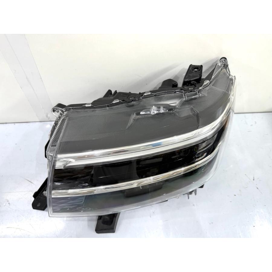 タントカスタム LA650S 後期 純正LEDヘッドライト 左 KOITO 100-69096