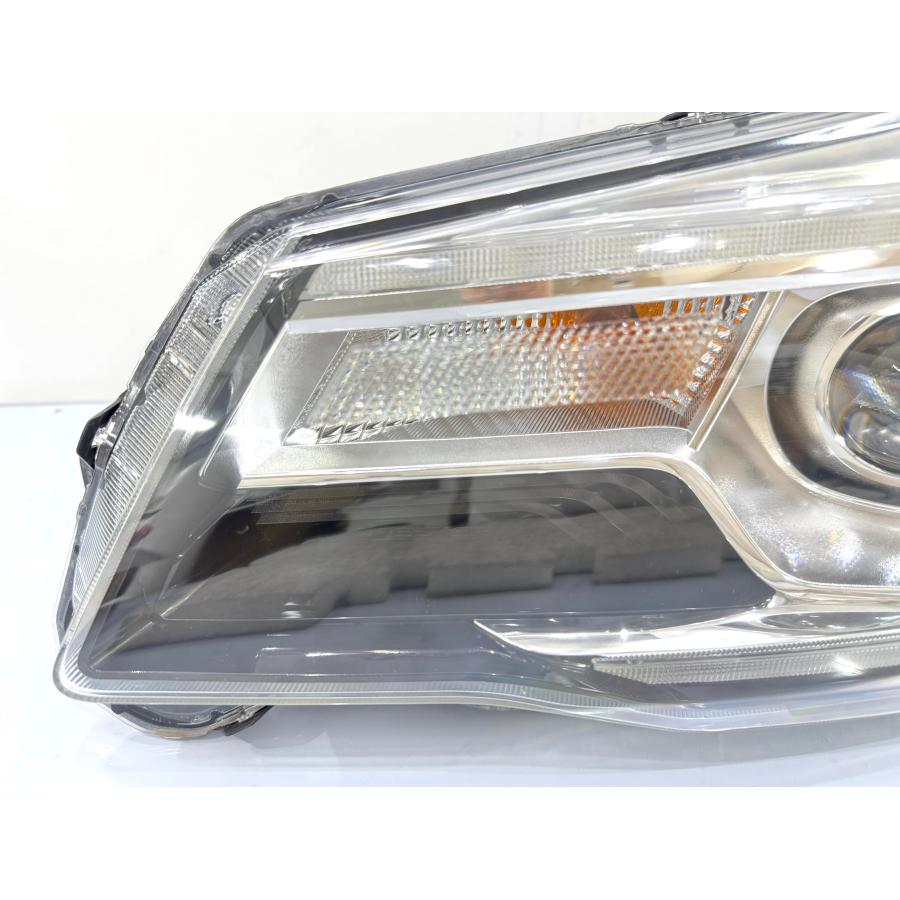 レンズ綺麗】フォレスター SJ5/SJG 後期 純正LEDヘッドライト 左 KOITO