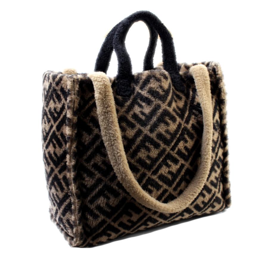 FENDI（フェンディ） 美品 ズッカ ファー ハンドバッグ レア商品