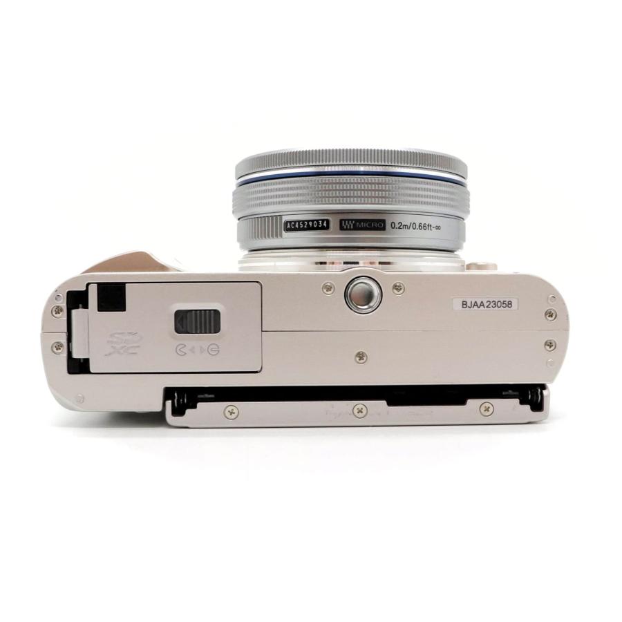 新品級 S数275回のみ》 ミラーレス一眼カメラ OLYMPUS PEN E-PL10 EZ