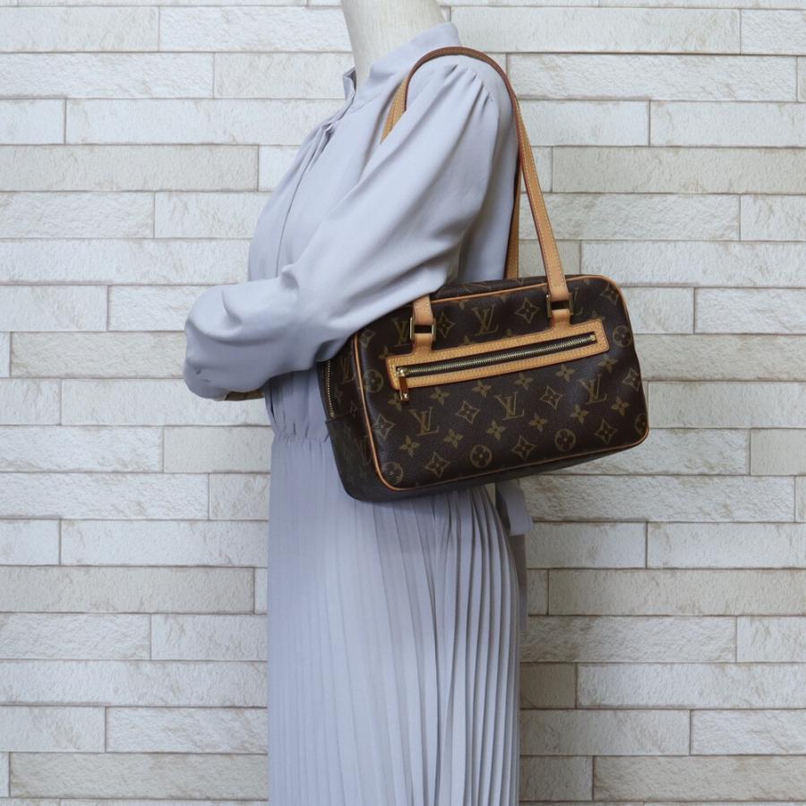 LOUIS VUITTON（ルイ・ヴィトン） シテMM モノグラム ショルダーバッグ