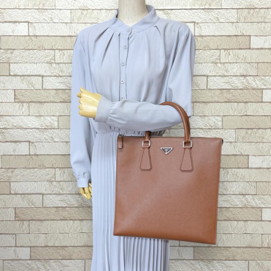 PRADA（プラダ） ビジネスバッグ トートバッグ レザー 2VG079 ブラウン