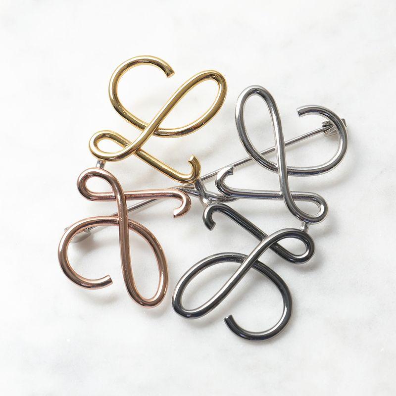 LOEWE（ロエベ） ブローチ ANAGRAM BROOCH J000245X10 レディース