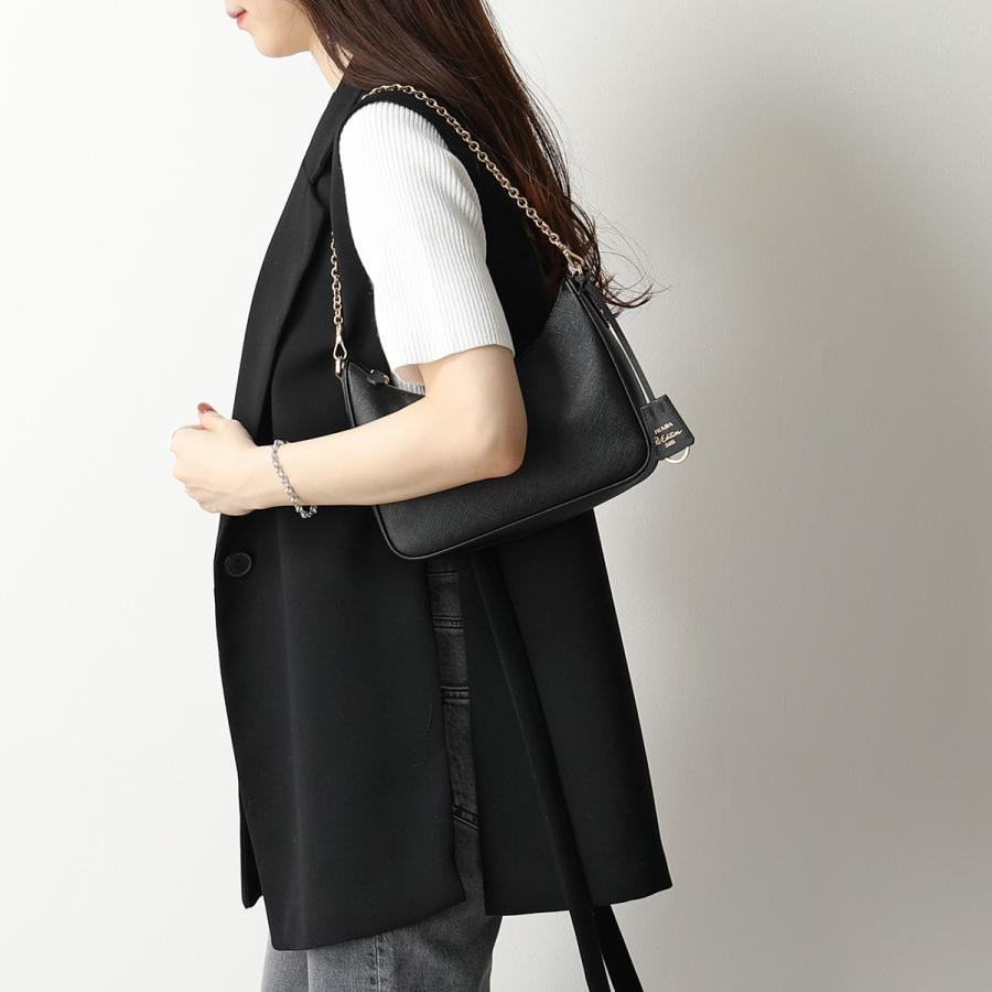 PRADA（プラダ） ショルダーバッグ Re Edition 2005 エディション