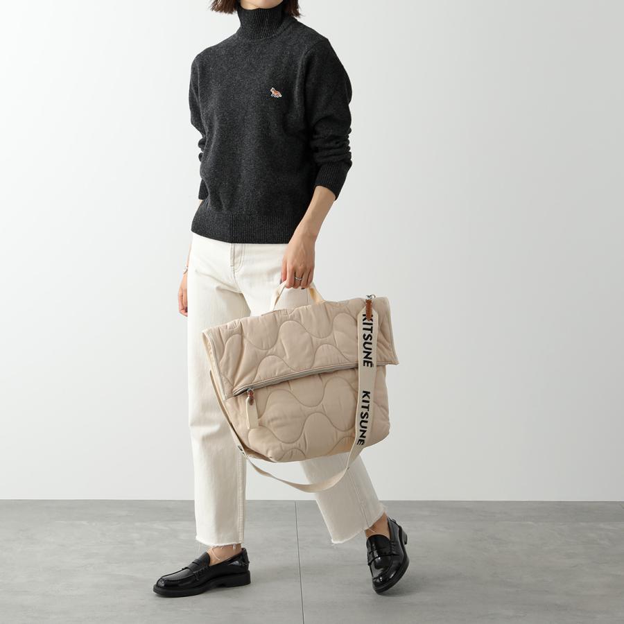 MAISON KITSUNE（メゾン キツネ） クロスボディバッグ NYLON QUILTED