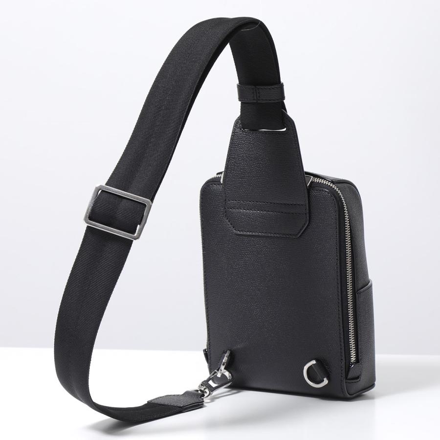 Valextra（ヴァレクストラ） クロスボディバッグ Vライン