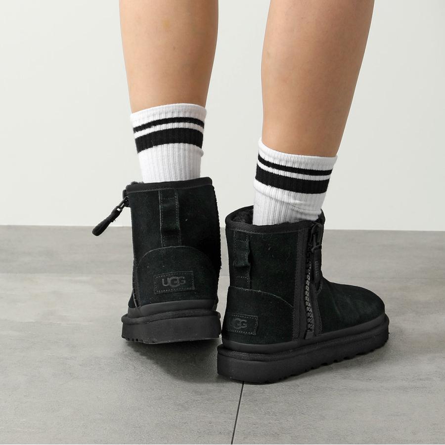 UGG（アグ） ムートンブーツ Classic Mini Zipper Tape Logo