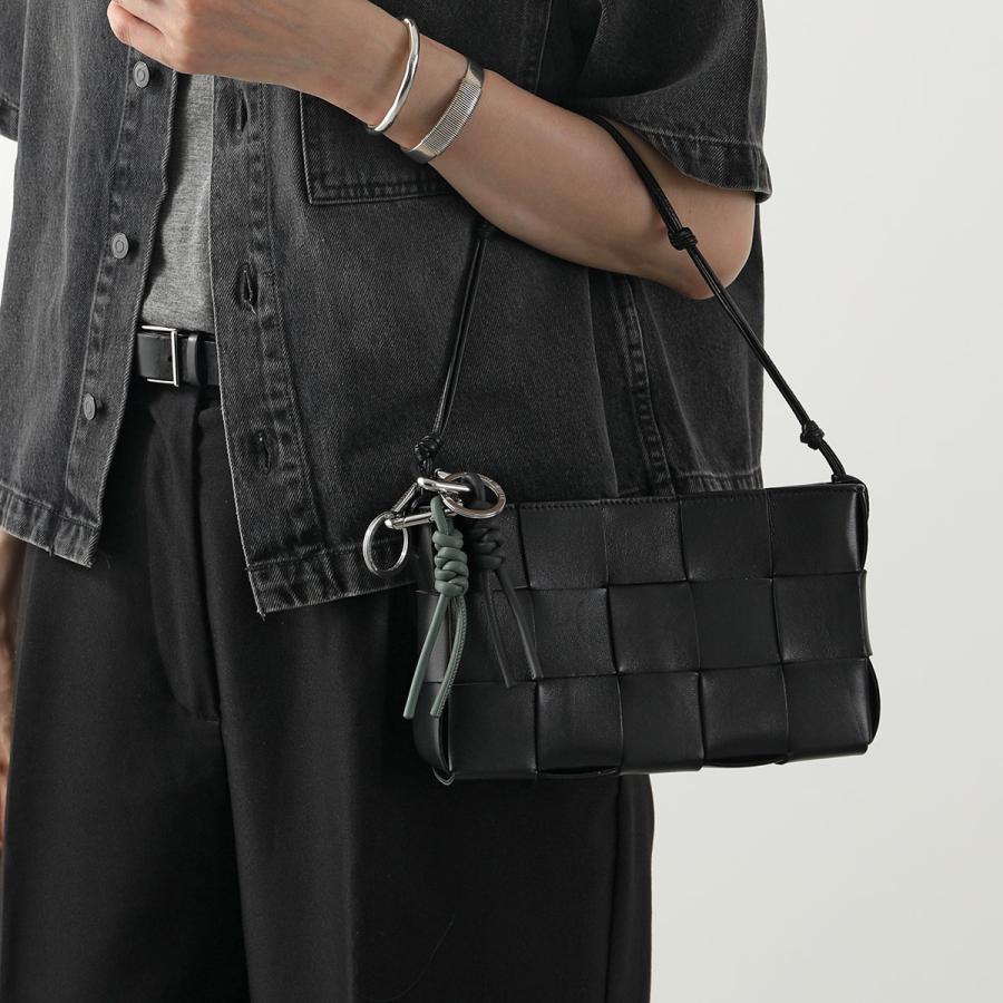 BOTTEGA VENETA（ボッテガ・ヴェネタ） キーリング 651052 V0050