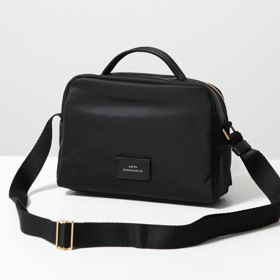 ANYA HINDMARCH（アニヤ・ハインドマーチ） ショルダーバッグ