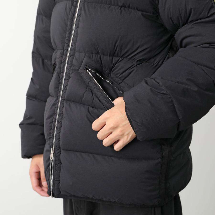 STONE ISLAND（ストーン アイランド） ダウンジャケット SEAMLESS