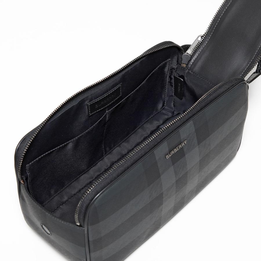 BURBERRY（バーバリー） セカンドバッグ DOUBLE ZIP WASHBAG 8071854