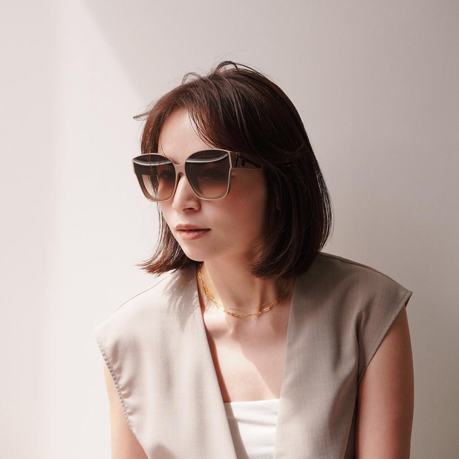 FENDI（フェンディ） サングラス FE40098F レディース バタフライ型