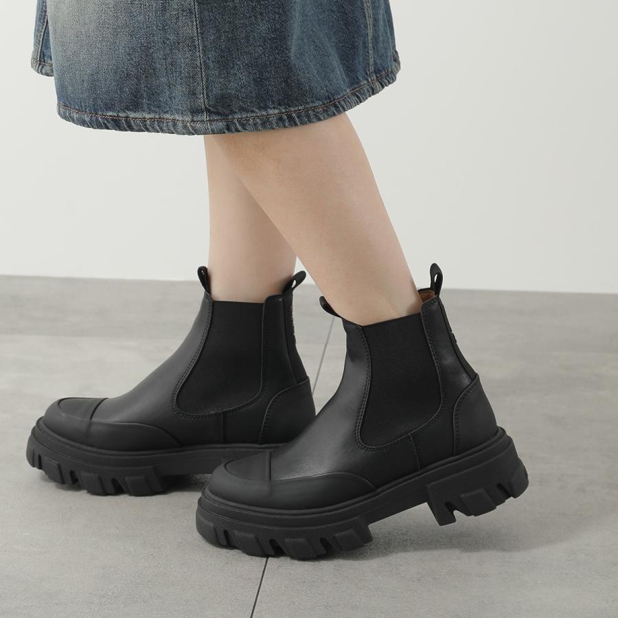 GANNI（ガニー） ショートブーツ Cleated Low Chelsea Boot Black