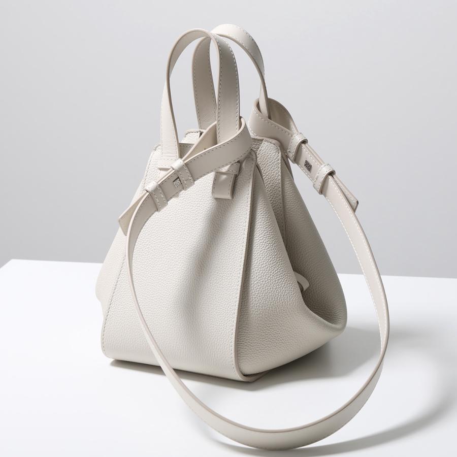 LOEWE（ロエベ） ハンドバッグ HAMMOCK COMPACT ハンモックバッグ