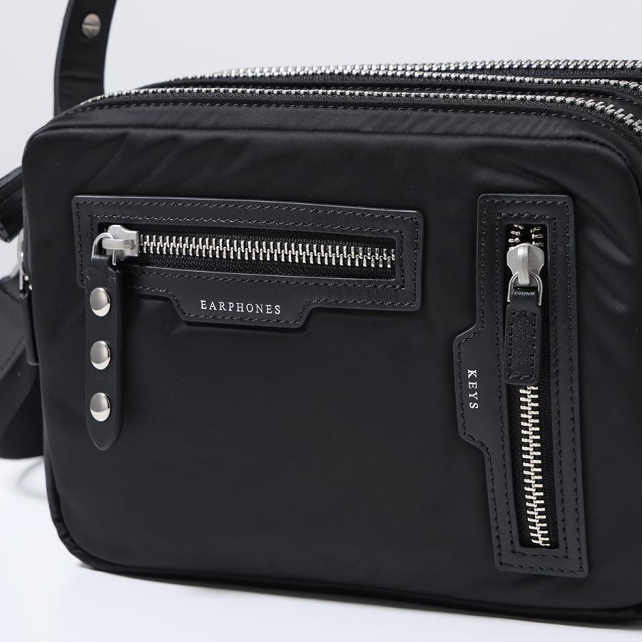 ANYA HINDMARCH（アニヤ・ハインドマーチ） ショルダーバッグ