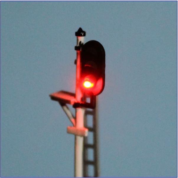 Nゲージ3灯式信号機 赤 LED光るだけシリーズ : わき役黒ちゃんヤフー店