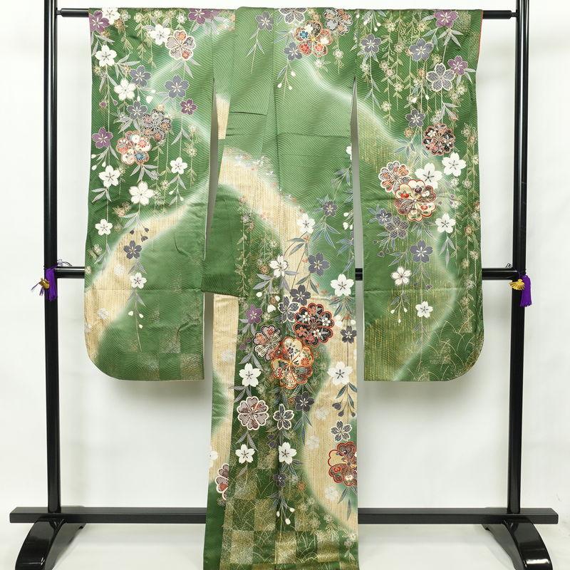 中古 振袖 綸子 正絹 古典柄 金駒刺繍 袷仕立て 身丈167cm 裄丈70cm