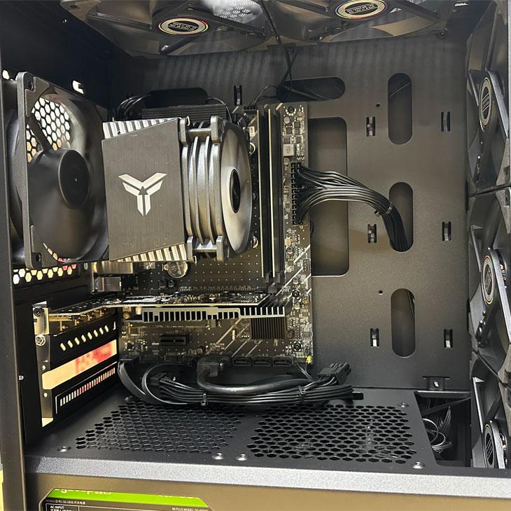 トレーディングPC4 FX 株 デイトレ 仮想通貨 22型×4画面マルチモニタ