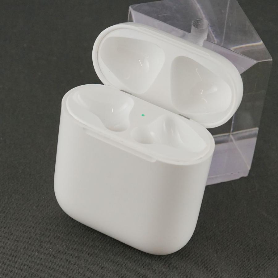 Apple Apple AirPods with Charging Case エアーポッズ 充電ケースのみ