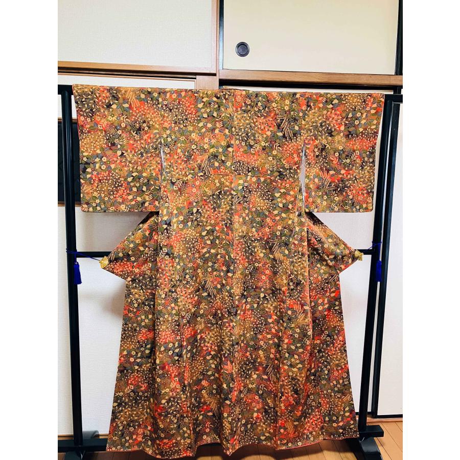 着物 小紋 正絹 / オレンジ系 花柄 桐の柄 きり 身丈約153cm 裄丈62.5