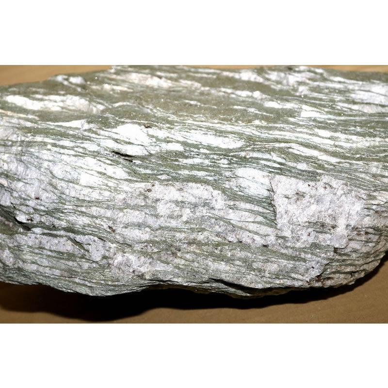 GS4-4 放射線量約5.841μSv、約23900g バドガシュタイン鉱石「ガ