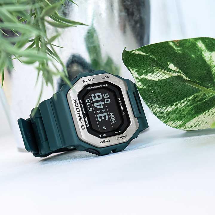 G-SHOCK Gショック ジーショック G-LIDE GBX-100-2 Bluetooth 銀 黒