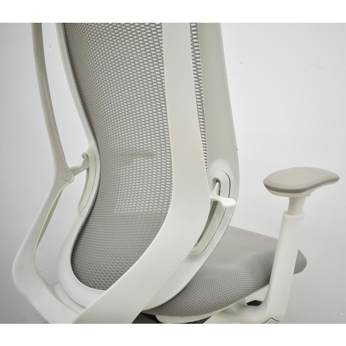 シルフィー 【中古】オカムラ シルフィー ハイバック 可動肘 バック