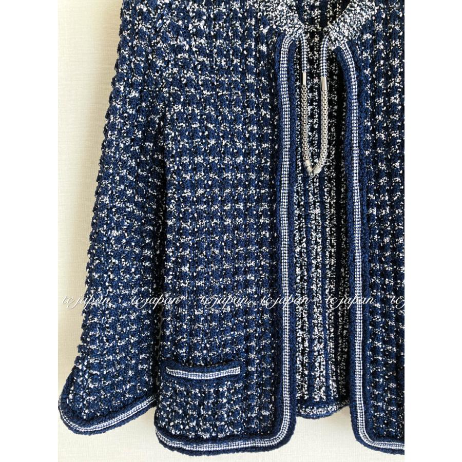 CHANEL（シャネル） カーディガン 新品同様 ネイビー・ブルー