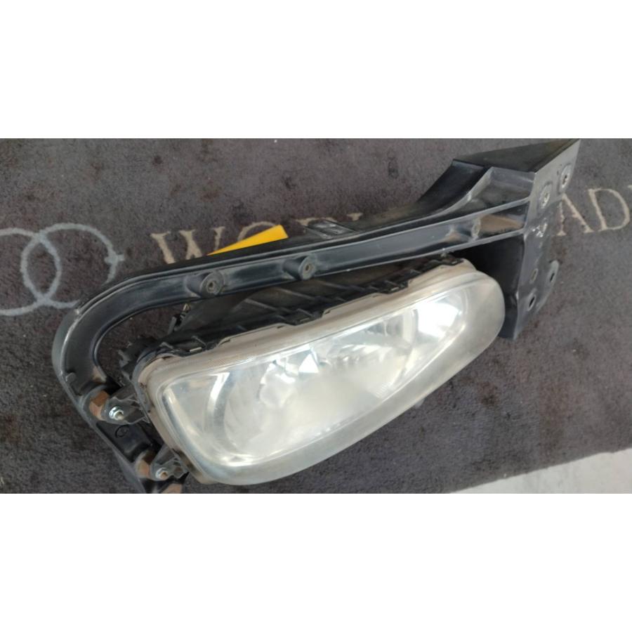 日野 純正 プロフィア ヘッドライト RH HID H19年式 BDG-FW1EXYJ 小糸