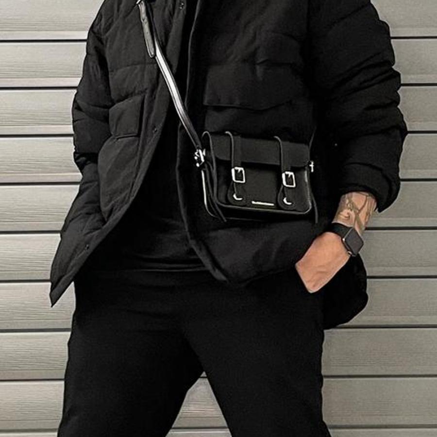 Dr.Martens（ドクターマーチン） 国内正規品 ショルダーバック 7INCH