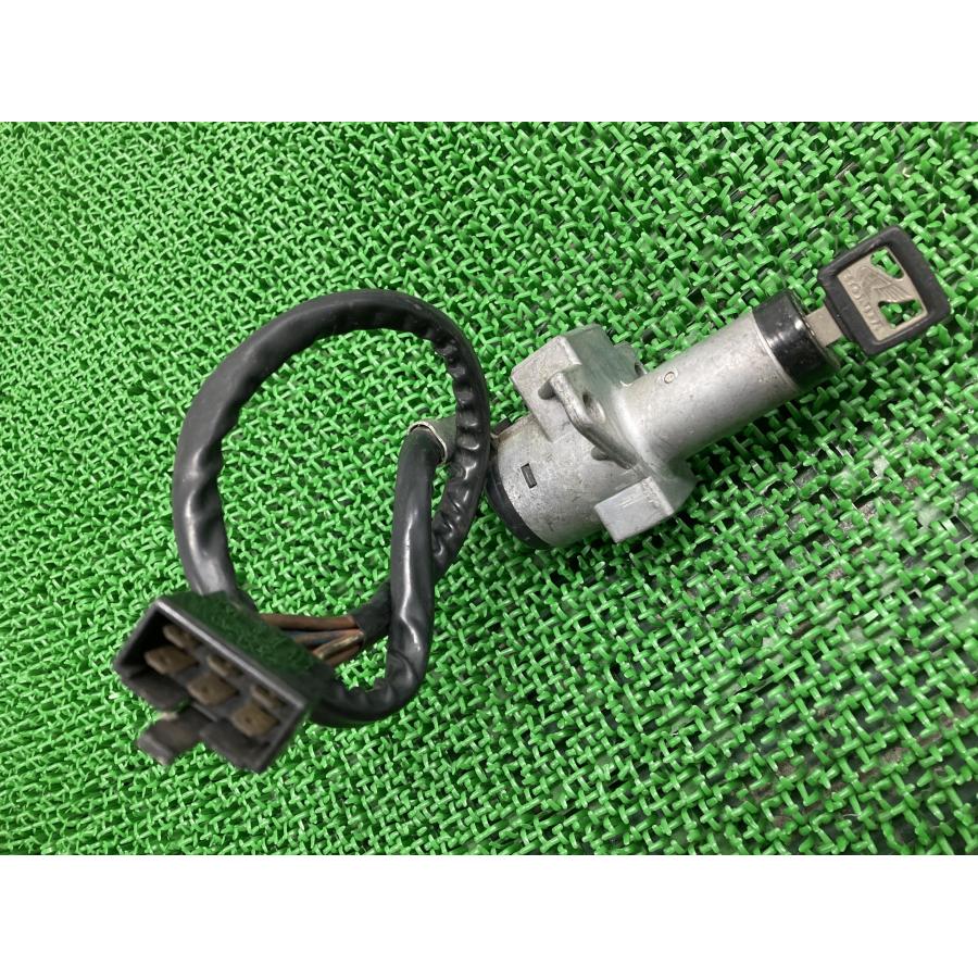 VT250F キーシリンダー ホンダ 純正 中古 バイク 部品 MC08 メインキー