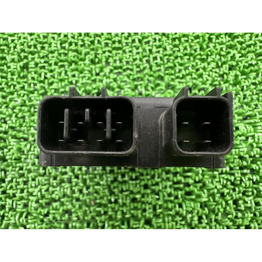 カワサキ（Kawasaki） ZRX400 イグナイター 純正 中古 バイク 部品