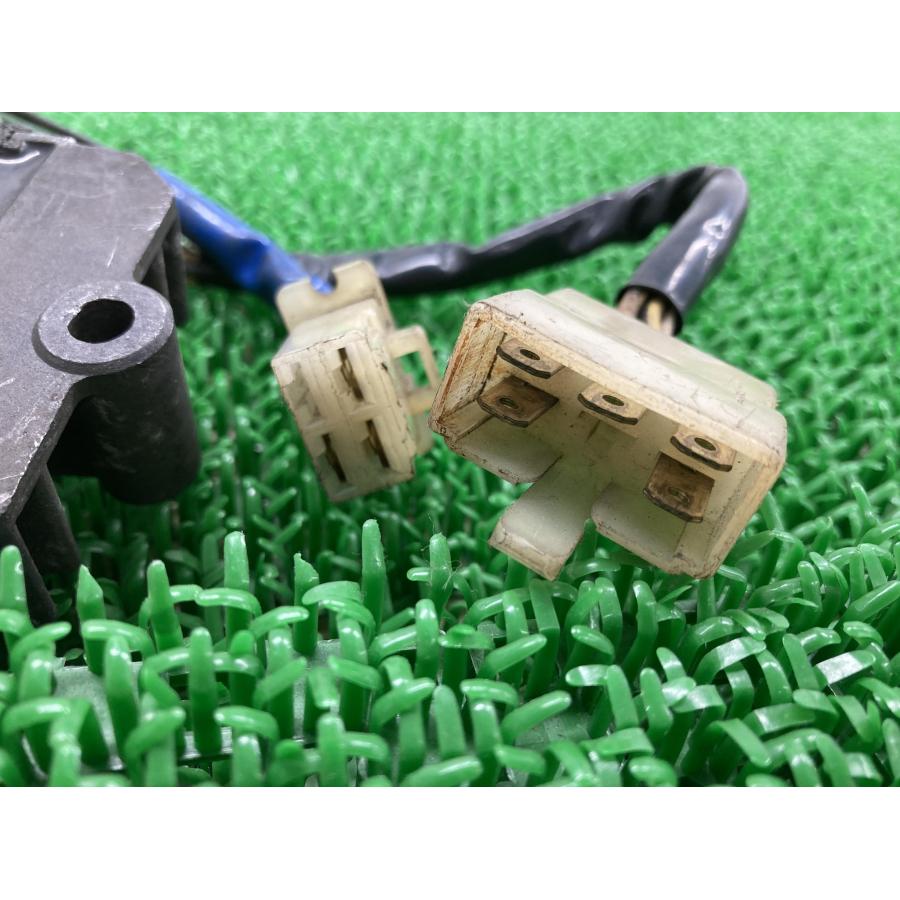 ホンダ（HONDA） CBX400F レギュレター SH236A-12 純正 中古 バイク