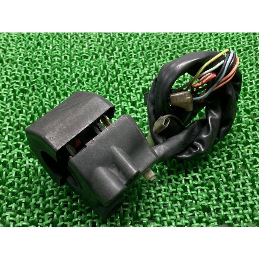 スズキ（SUZUKI） ボルティー ハンドルスイッチ 右 純正 中古 バイク