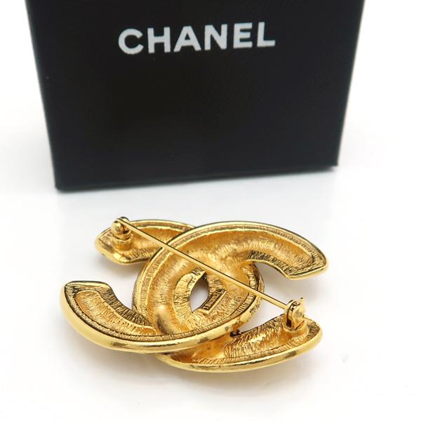 CHANEL（シャネル） ブローチ GP ココマーク マトラッセ 1142