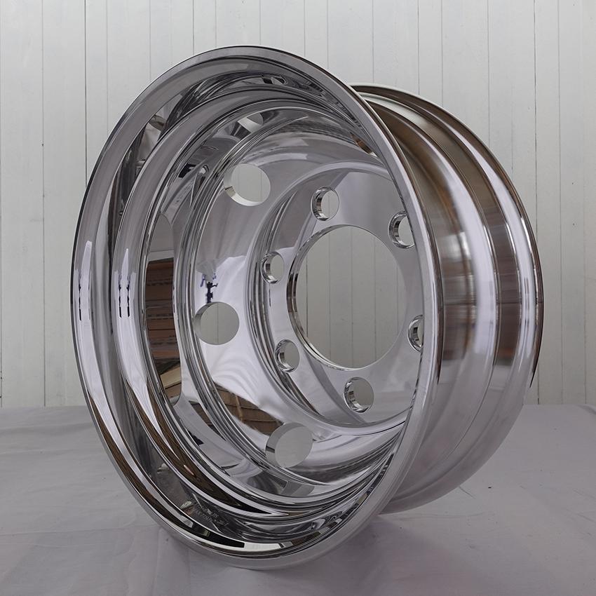 送料無料 アルミホイール 17.5インチ 6穴 17.5×6.00 JIS オフセット135