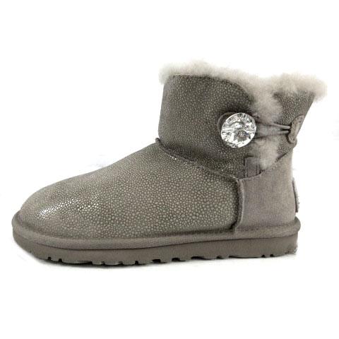 アグ UGG ムートンブーツ ショート ビジューボタン 裏地ファー 総柄