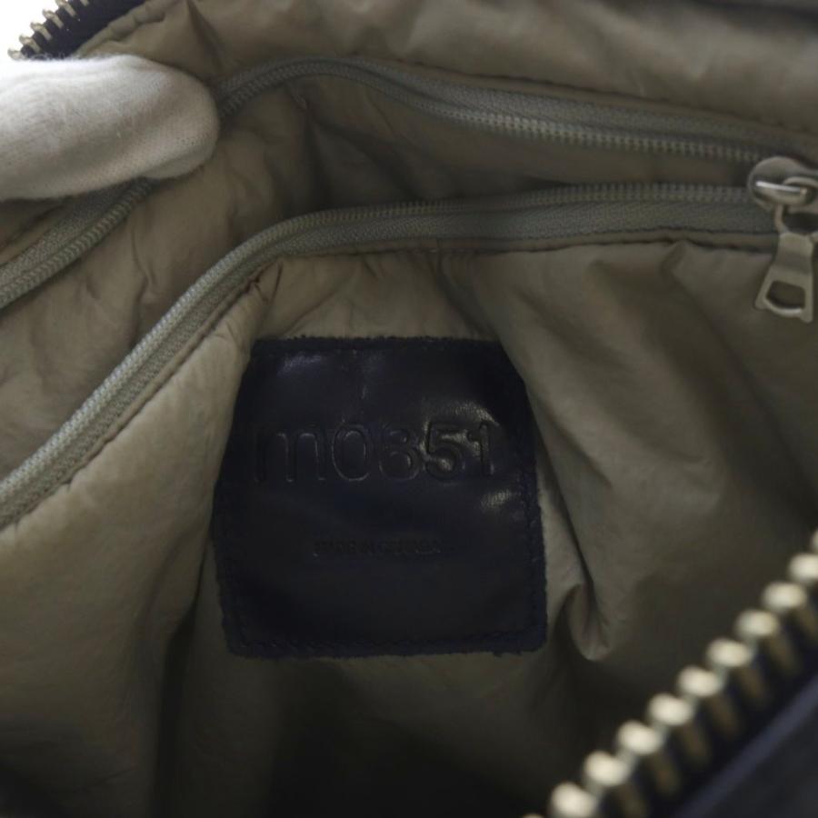 エムゼロエイトファイブワン M0851 縦長ショルダーバッグ レザー ロゴ