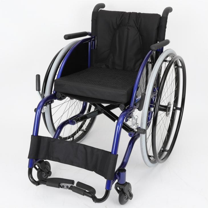 カドクラ 【認定中古車】スポーツ車椅子 車いす 車イス 軽量