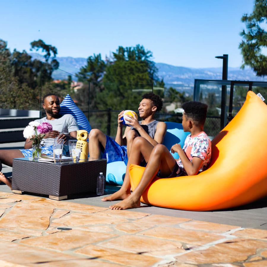 Yogibo（ヨギボー） 【撥水カバー｜ペットのいる家庭にもおすすめ