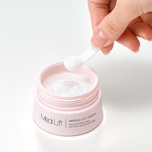 YA‐MAN（ヤーマン） スキンケアクリーム / 塗る純金ニードル / ハリ