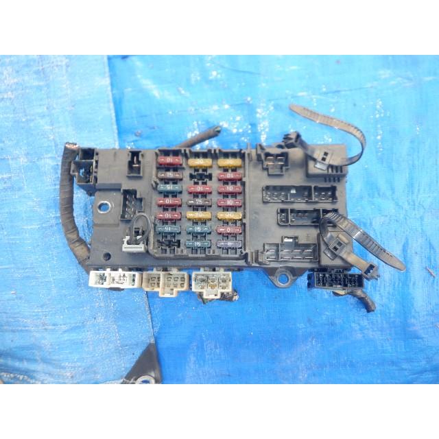 Z32 フェアレディZ 純正 メイン ヒューズボックス 39401/A2 : ヤマサキ